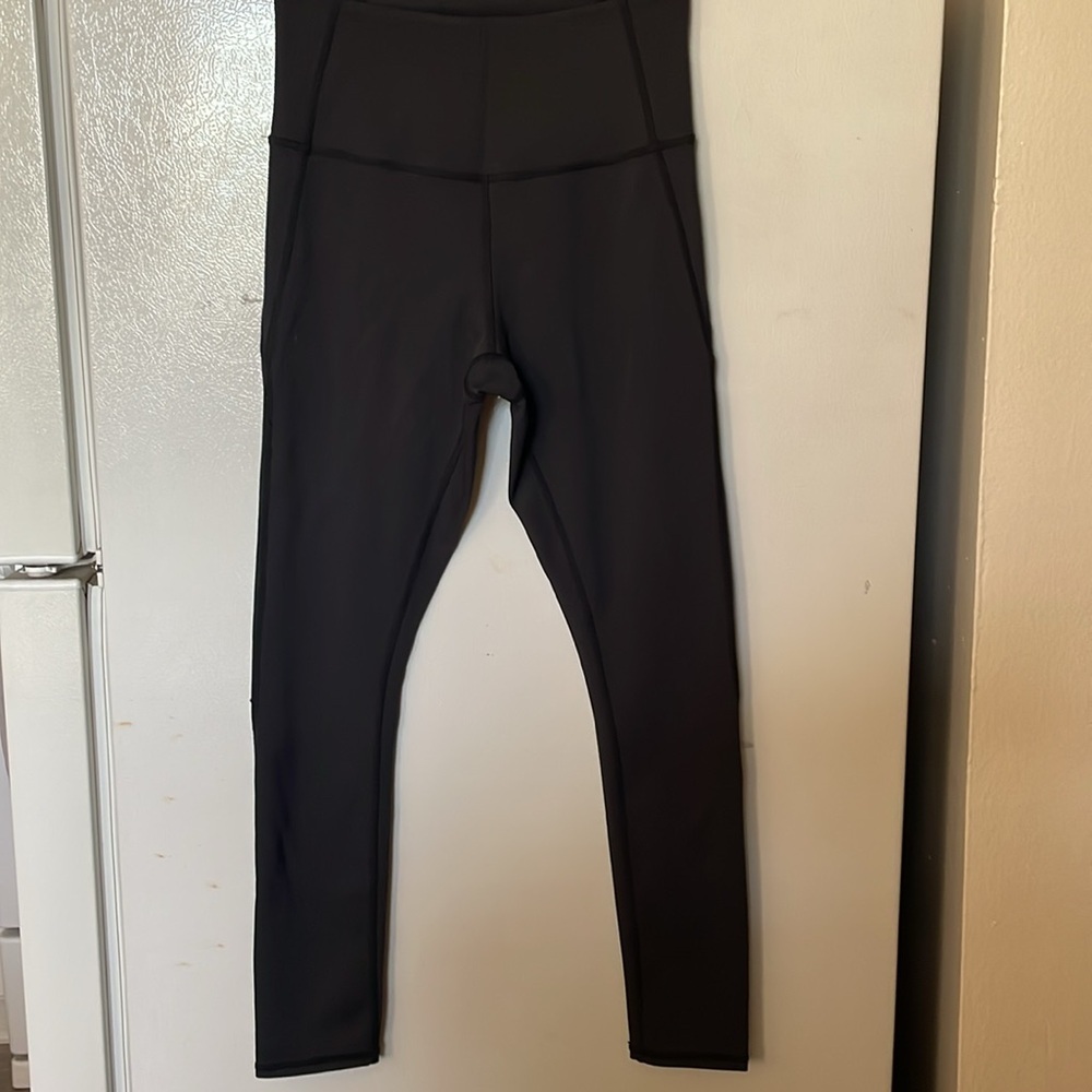 IVL Size 4 Black‎ Leggings 25 Inseam